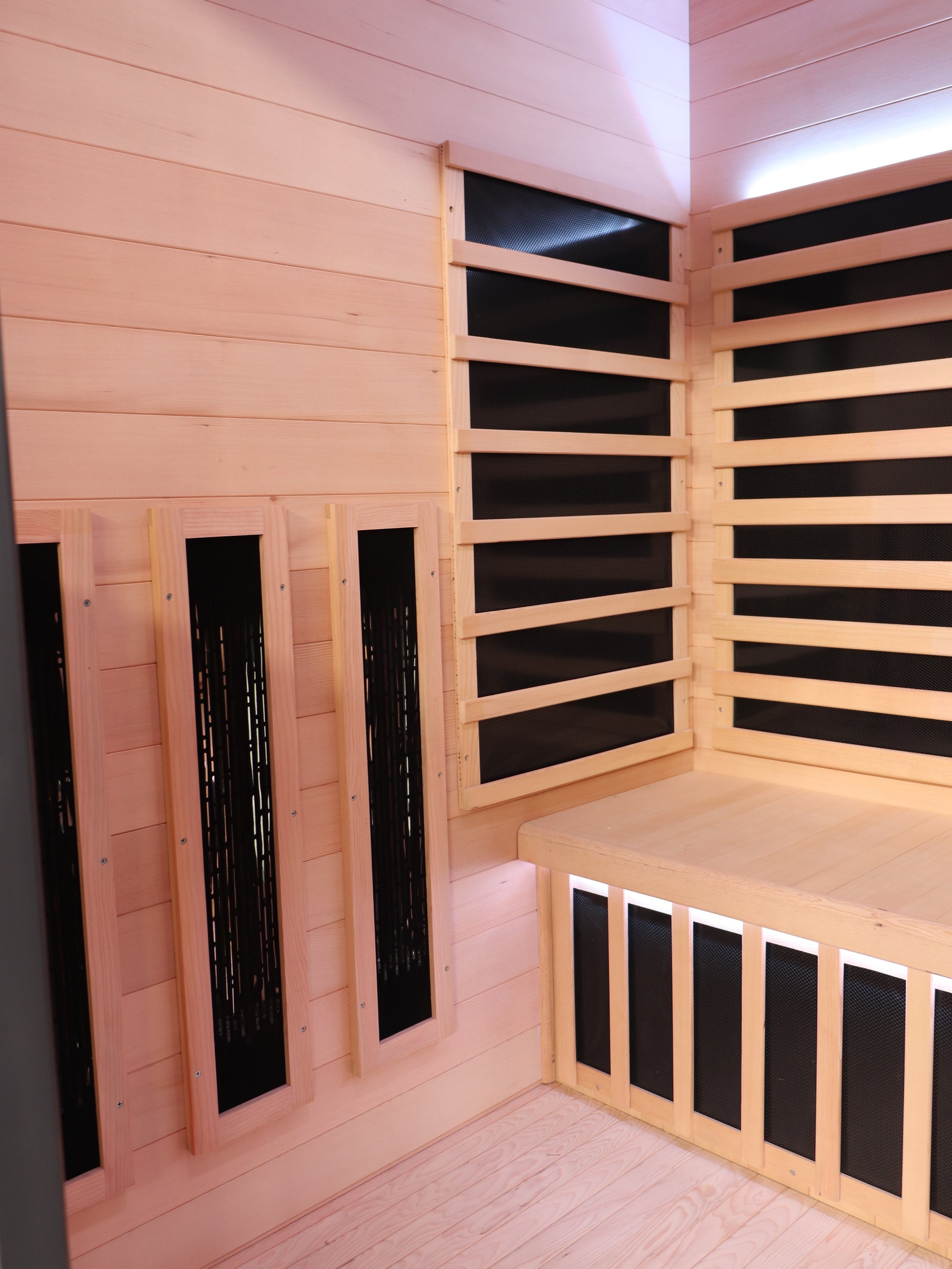 Outdoor Sauna with Low-EMF Infrared Panel Heaters for 3-4 People