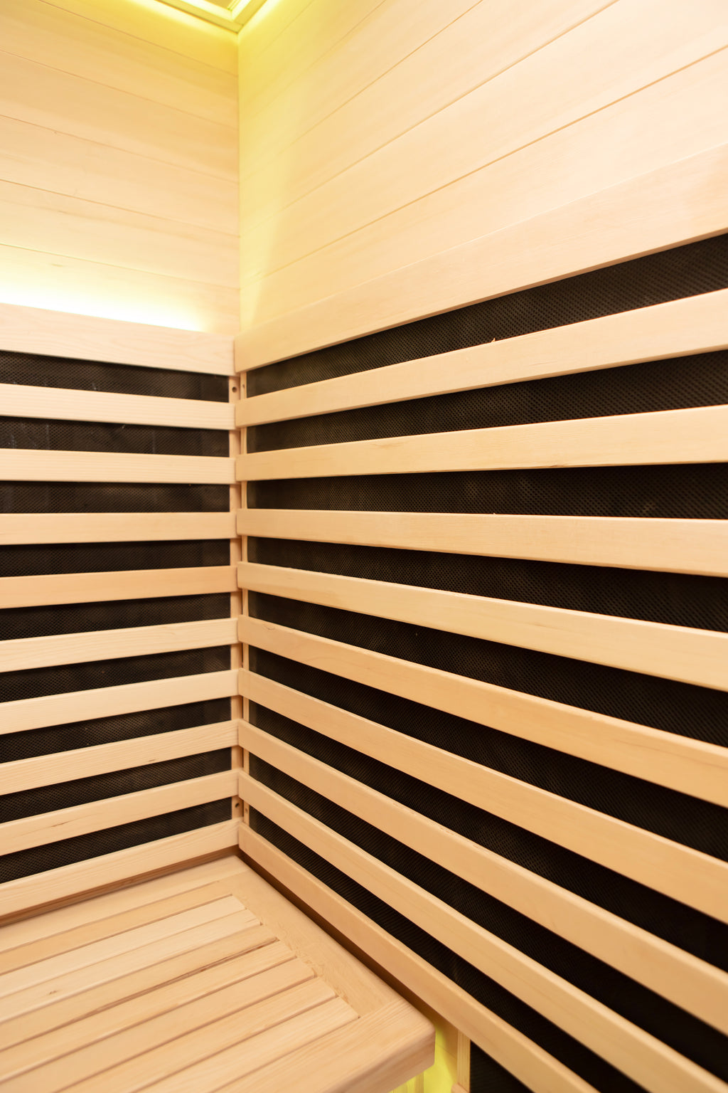 Indoor Sauna with Low-EMF Infrared Panels for 1-2 People