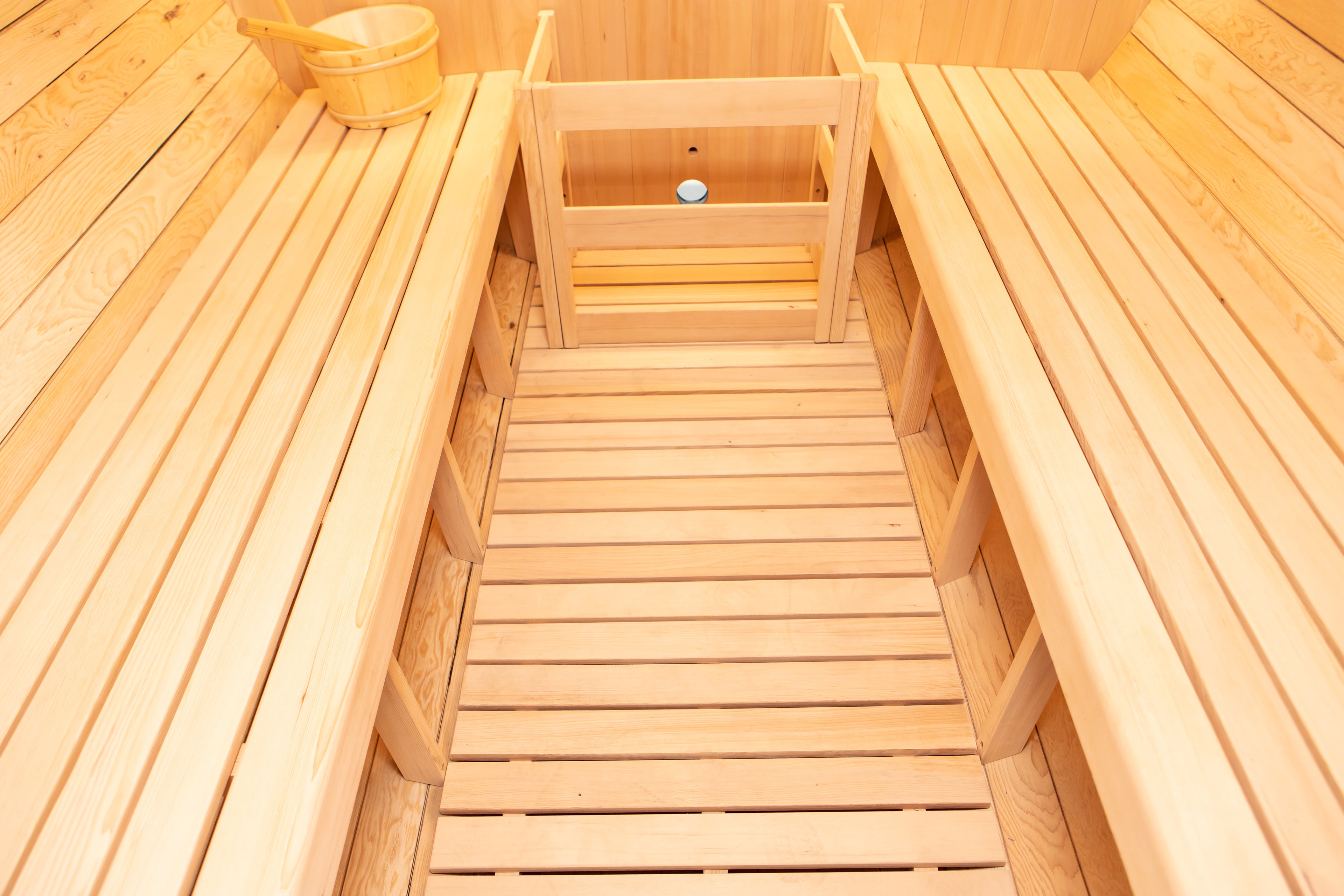 'Shadow Wood' 6 Person Outdoor Black Barrel Sauna - Shou Sugi Ban (Charred Siding) - June 2026 Shipping